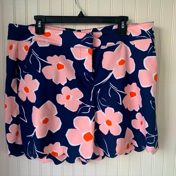 Isaac Mizrahi Pants - Isaac Mizrahi (Size 16) Pink and Navy Scalloped, Tailored Floral Shorts